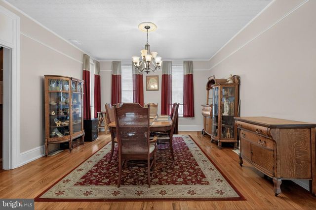 121 N MAIN ST, Red Lion, PA 17356