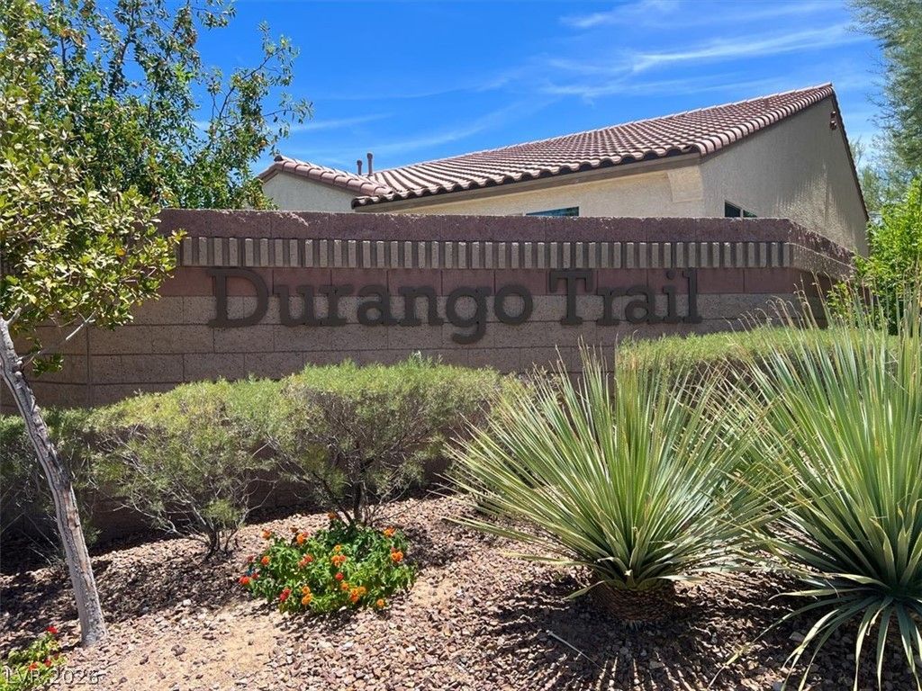 Image 28 of property listing at 8549 Alberta Falls Avenue, Las Vegas, NV 89113