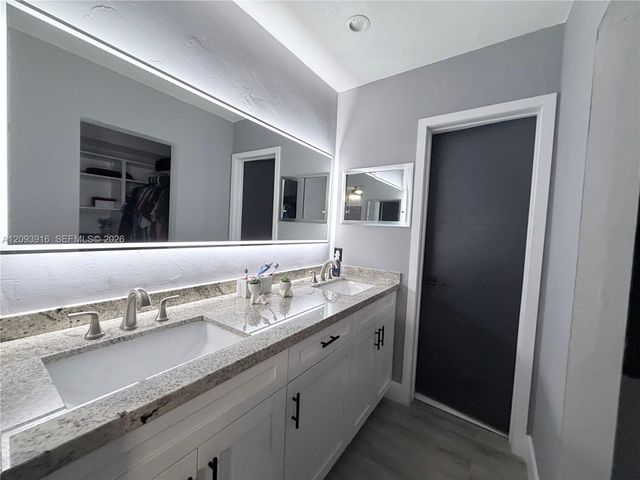 7486 W 18th Avenue, Hialeah, FL 33014