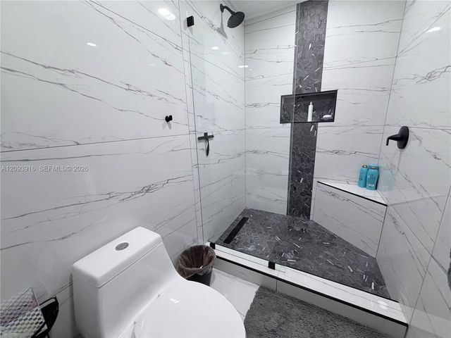 7486 W 18th Avenue, Hialeah, FL 33014