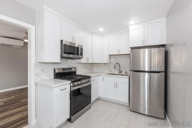 3177 Elm St., San Diego, CA 92102