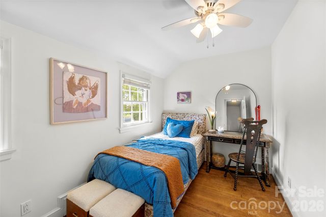 1519 Providence Road, Charlotte, NC 28207