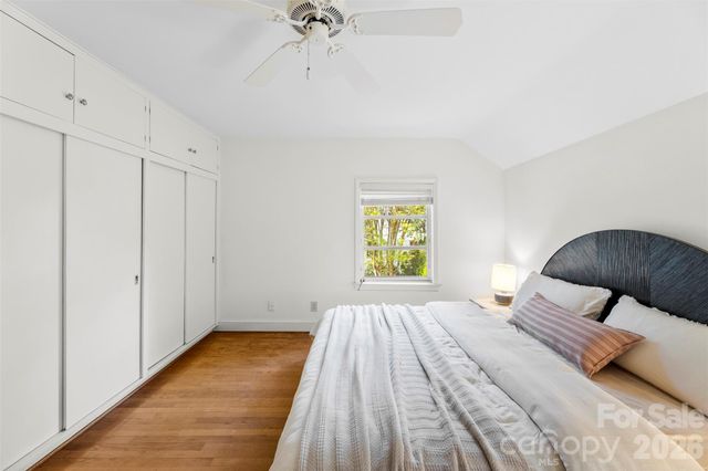 1519 Providence Road, Charlotte, NC 28207