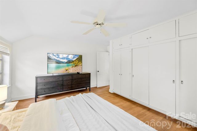 1519 Providence Road, Charlotte, NC 28207