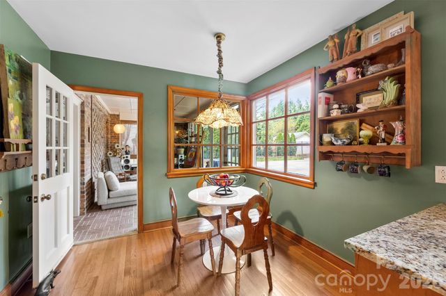 1519 Providence Road, Charlotte, NC 28207