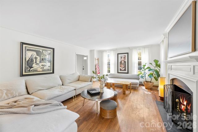 1519 Providence Road, Charlotte, NC 28207