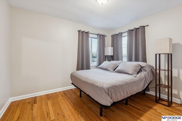 1038 N 75 Street, Omaha, NE 68114