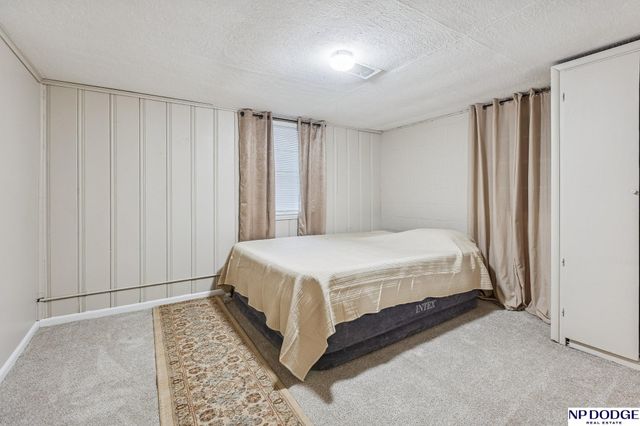 1038 N 75 Street, Omaha, NE 68114