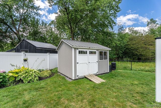 60 Park Avenue, Cheektowaga, NY 14043
