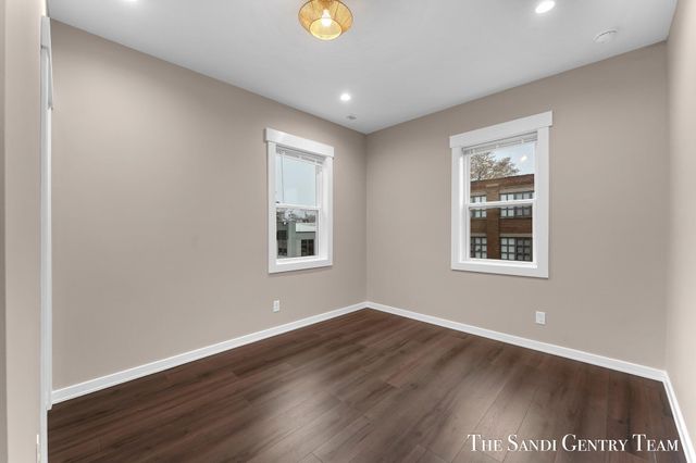 300 N 7th Street Unit 2 - Upper, Grand Haven, MI 49417