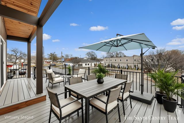 300 N 7th Street Unit 2 - Upper, Grand Haven, MI 49417