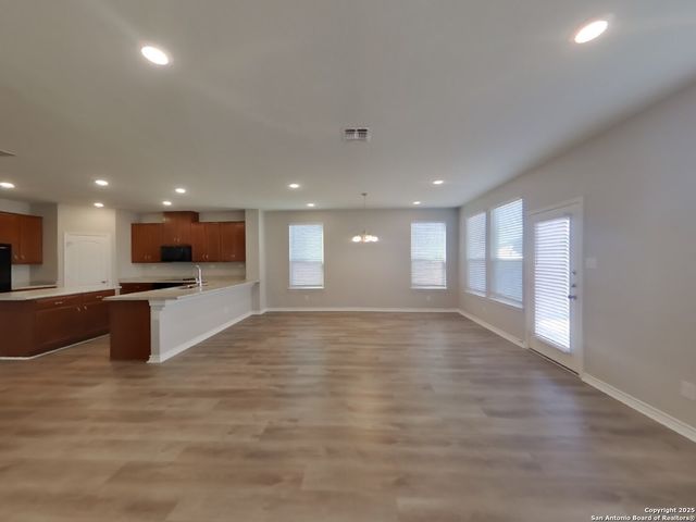 2427 Lazo, San Antonio, TX 78244