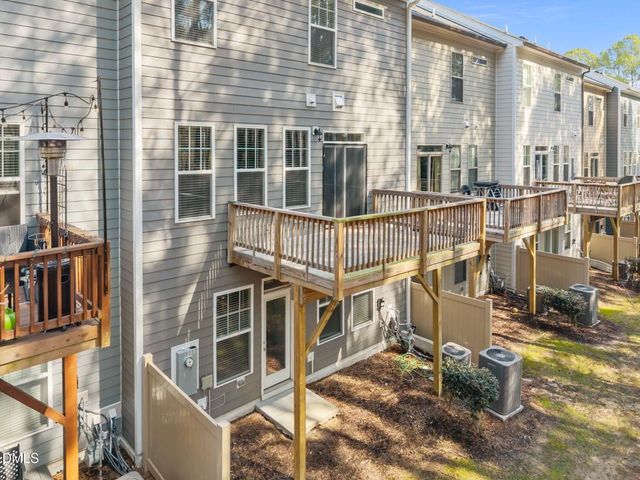 1011 Lathrop Lane, Apex, NC 27523