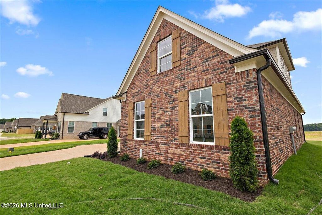 933 Coahoma Court, Nesbit, MS 38651 — photo 5