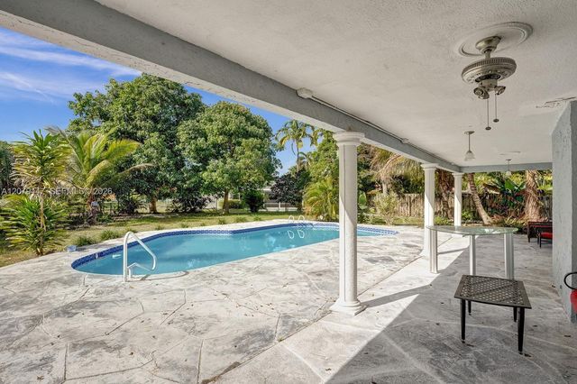 8350 NW 15th Court, Coral Springs, FL 33071