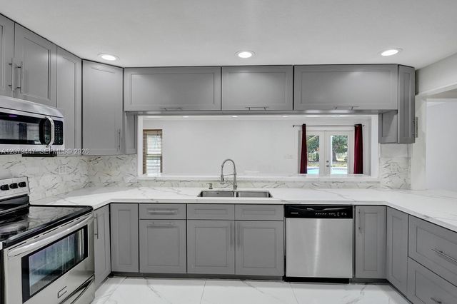 8350 NW 15th Court, Coral Springs, FL 33071