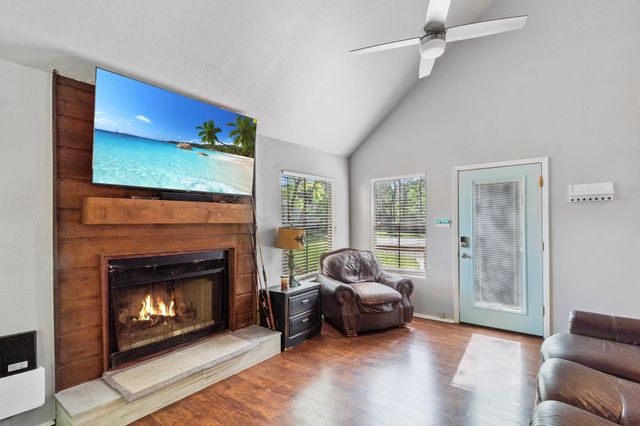41 Oak Cove Lane, Coldspring, TX 77331