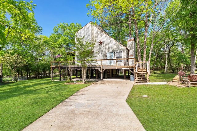41 Oak Cove Lane, Coldspring, TX 77331