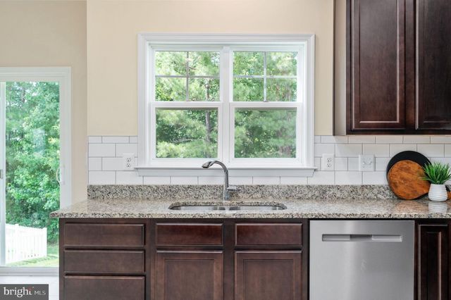 7323 LEGACY LN, Ruther Glen, VA 22546