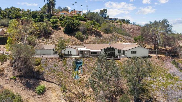 3006 Skycrest Drive, Fallbrook, CA 92028