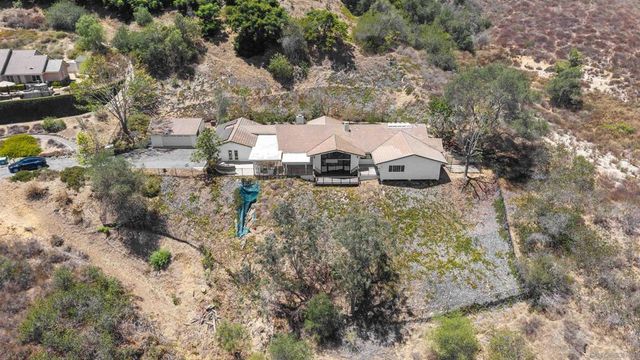 3006 Skycrest Drive, Fallbrook, CA 92028