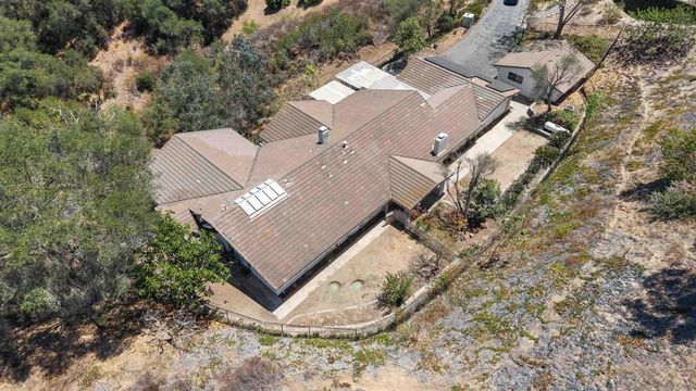 3006 Skycrest Drive, Fallbrook, CA 92028