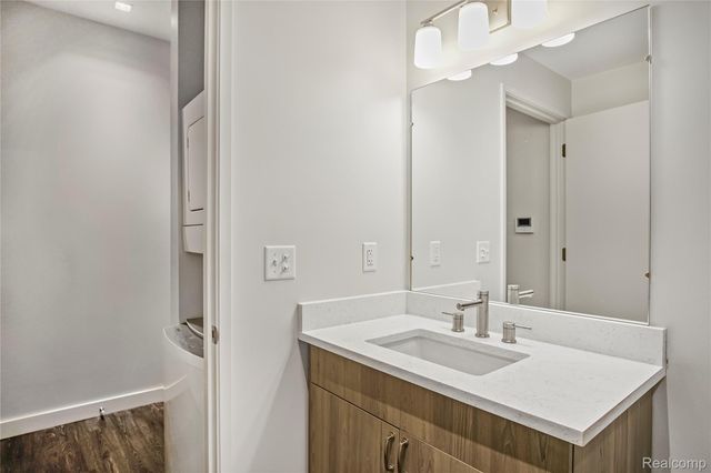 503 Horton Street 201, Detroit, MI 48202