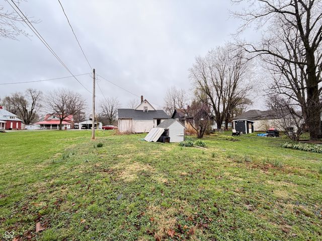 207 W Union Street, Waynetown, IN 47990