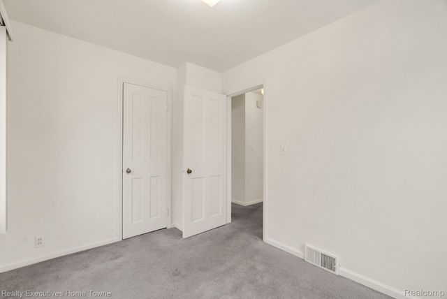 1407 Minnie Street, Port Huron, MI 48060