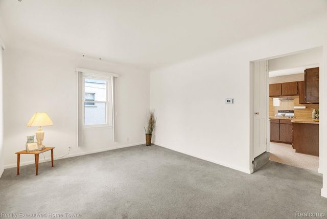 1407 Minnie Street, Port Huron, MI 48060