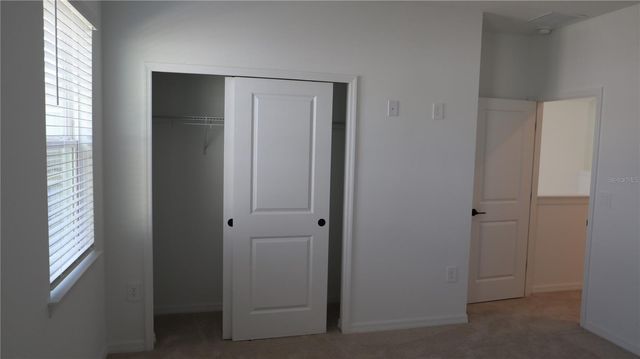 1047 LADYFISH TRAIL, St Cloud, FL 34771