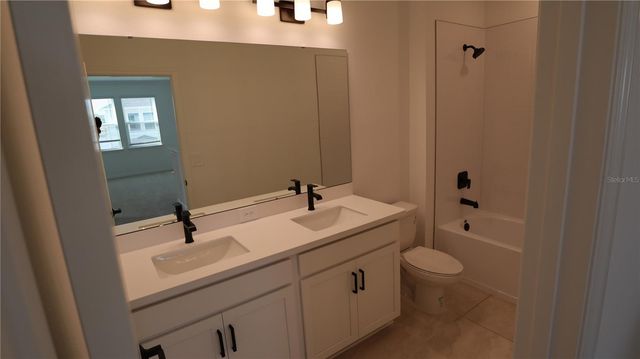 1047 LADYFISH TRAIL, St Cloud, FL 34771