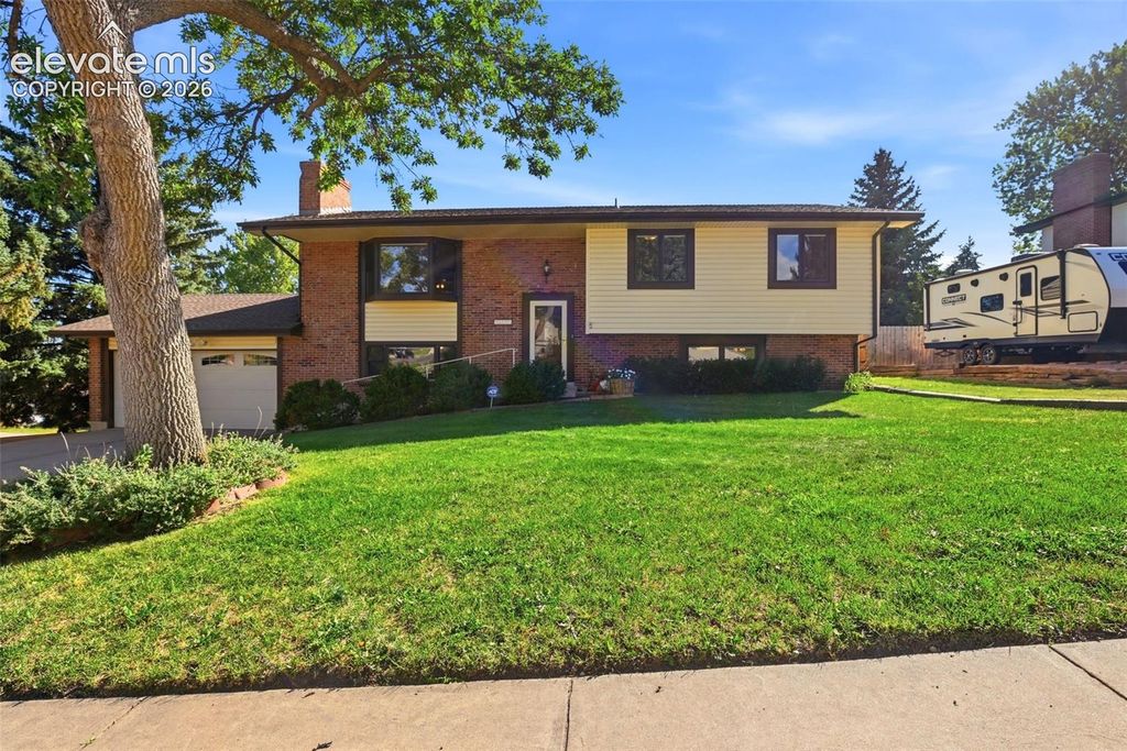 5275 Ladera Lane, Colorado Springs, CO 80917 — exterior