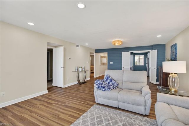 3300 Ocean Shore Ave Apt 503, Virginia Beach, VA 23451