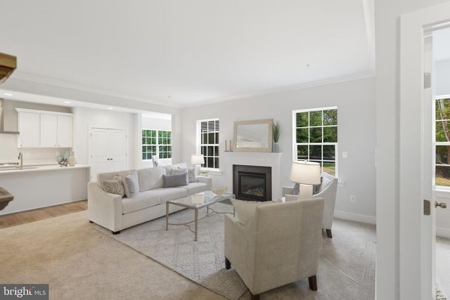 328 RIDGE RD, Washington Grove, MD 20880