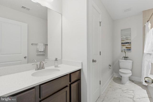 328 RIDGE RD, Washington Grove, MD 20880