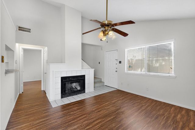 2240 Tarpley Road 242, Carrollton, TX 75006