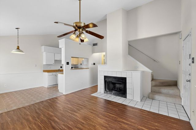 2240 Tarpley Road 242, Carrollton, TX 75006