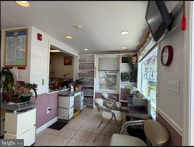 135 MONTGOMERY AVE, Bala Cynwyd, PA 19004