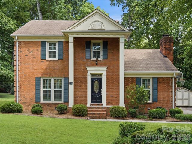 9732 Leeswood Lane, Matthews, NC 28105