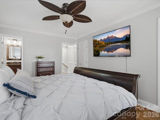 9732 Leeswood Lane, Matthews, NC 28105