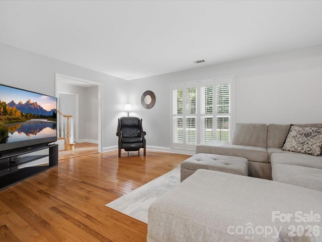 9732 Leeswood Lane, Matthews, NC 28105