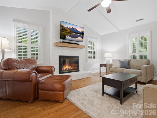 9732 Leeswood Lane, Matthews, NC 28105