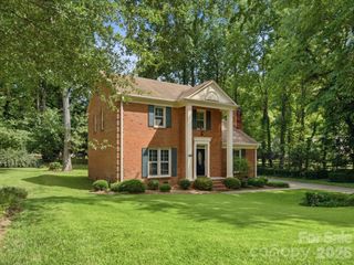 9732 Leeswood Lane, Matthews, NC 28105