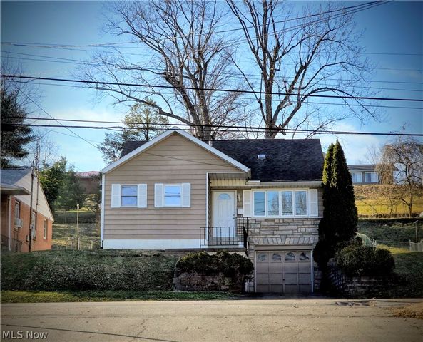 2417 Morningside Avenue, Parkersburg, WV 26101