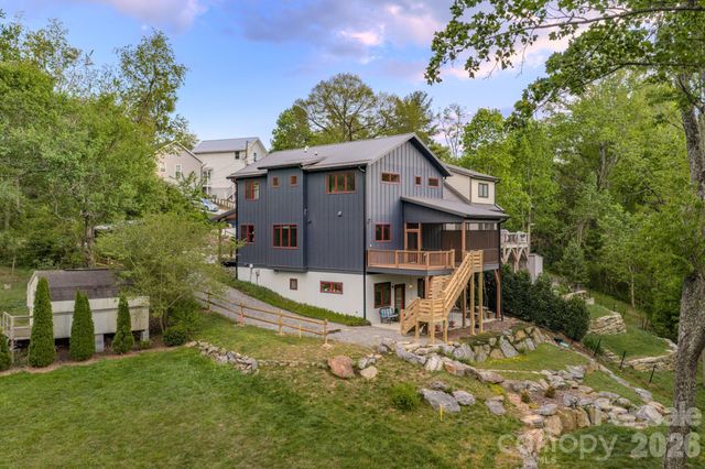 87 Deaver Street, Asheville, NC 28806