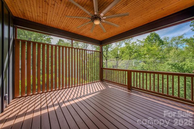 87 Deaver Street, Asheville, NC 28806