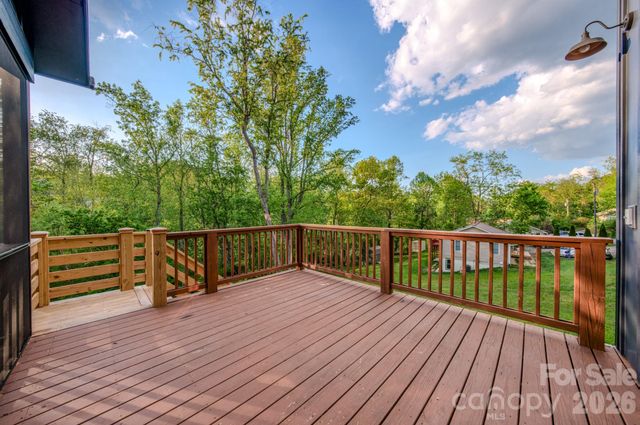 87 Deaver Street, Asheville, NC 28806
