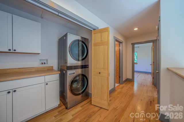 87 Deaver Street, Asheville, NC 28806
