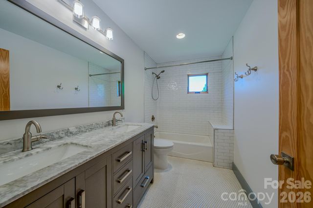 87 Deaver Street, Asheville, NC 28806